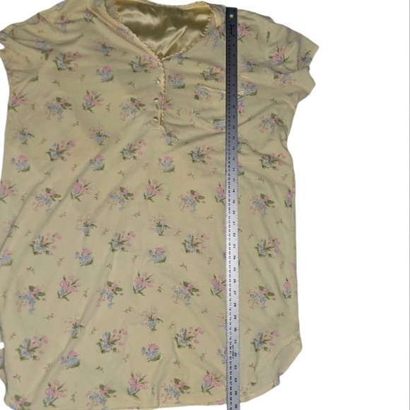 CottageCore Nightgown Floral Vintage Waffle Satin Details - Picture 8 of 9